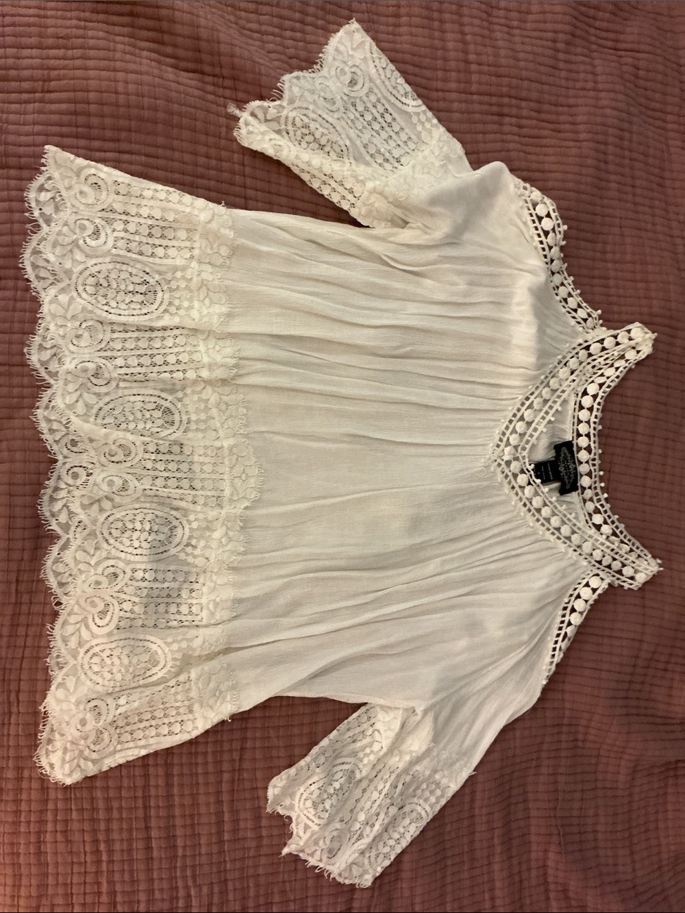 Lace-Trim Scoop Neck White Knit Top